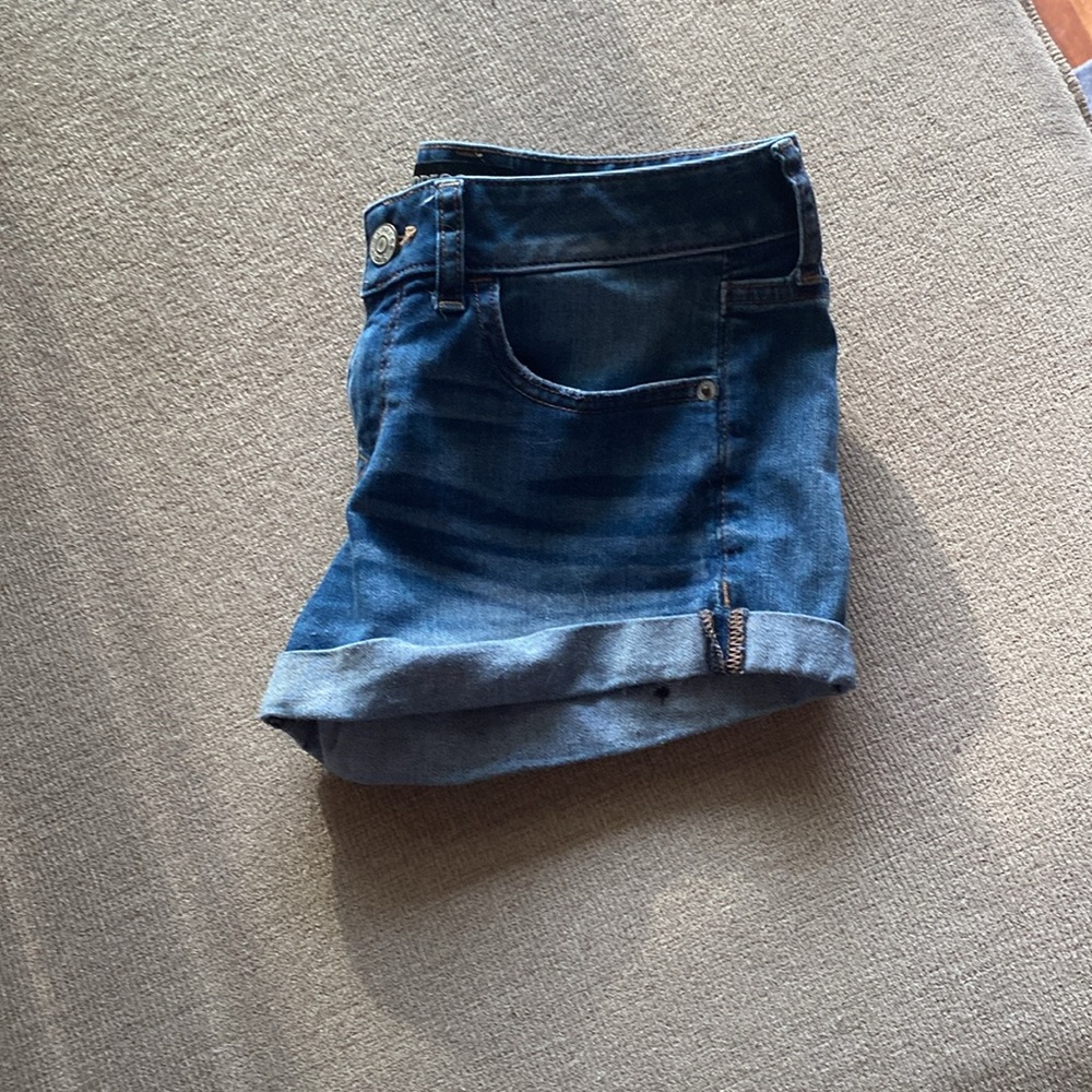 Express Blue Denim Shorts - Picture 3 of 6